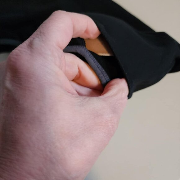 EUC Soft Sports Bra with removable pads - Picture 3 of 5